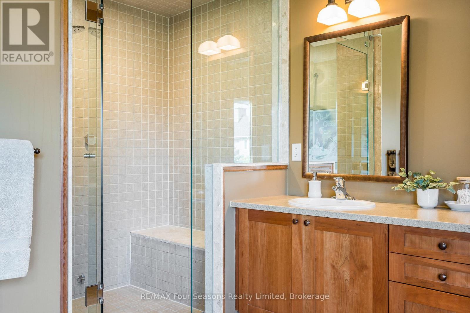 106 Manitou Court, Blue Mountains, Ontario  L9Y 0B6 - Photo 15 - X11944669