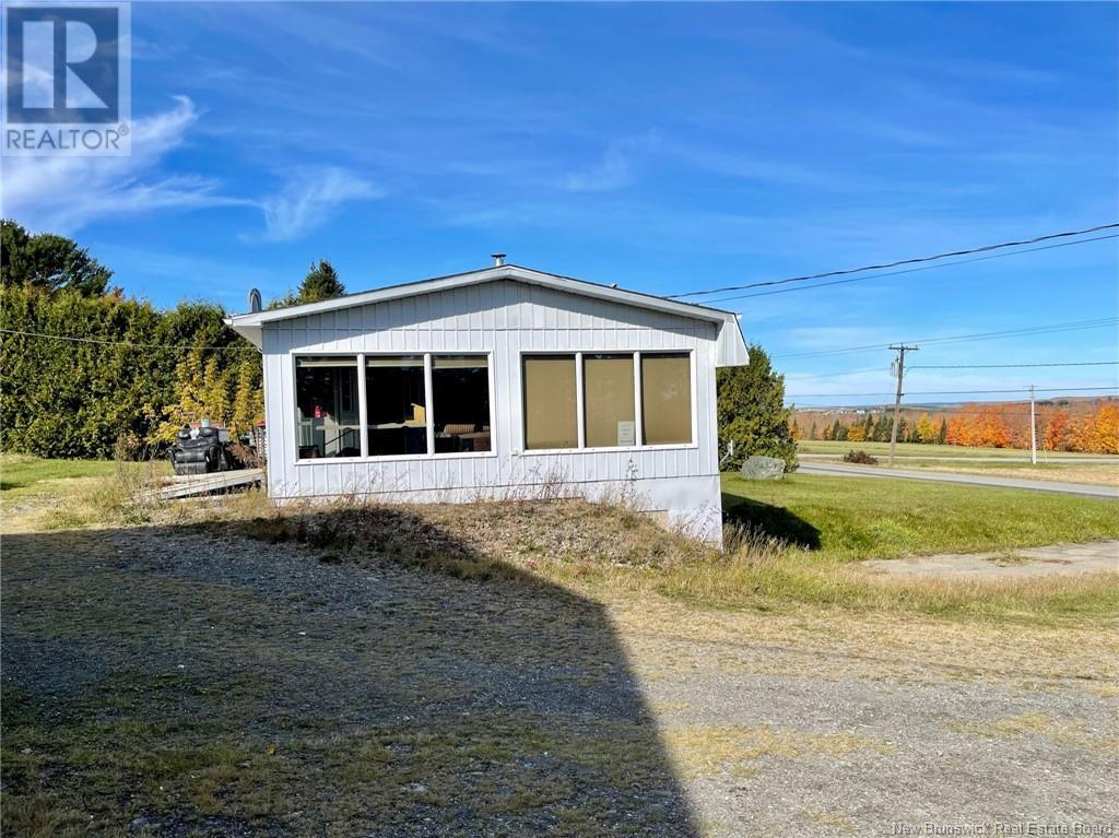 355 Price Road, Drummond, New Brunswick  E3Y 2A8 - Photo 4 - NB112004