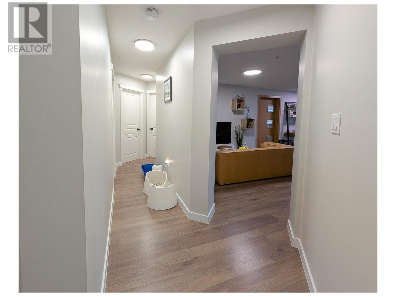 210 2958 Silver Springs Boulevard, Coquitlam, British Columbia  V3E 3R9 - Photo 11 - R2962761