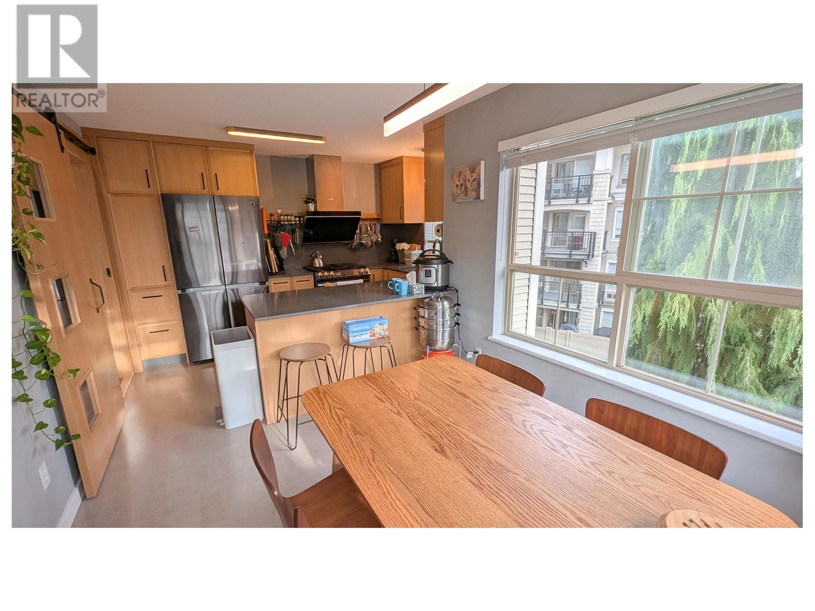 210 2958 Silver Springs Boulevard, Coquitlam, British Columbia  V3E 3R9 - Photo 2 - R2962761