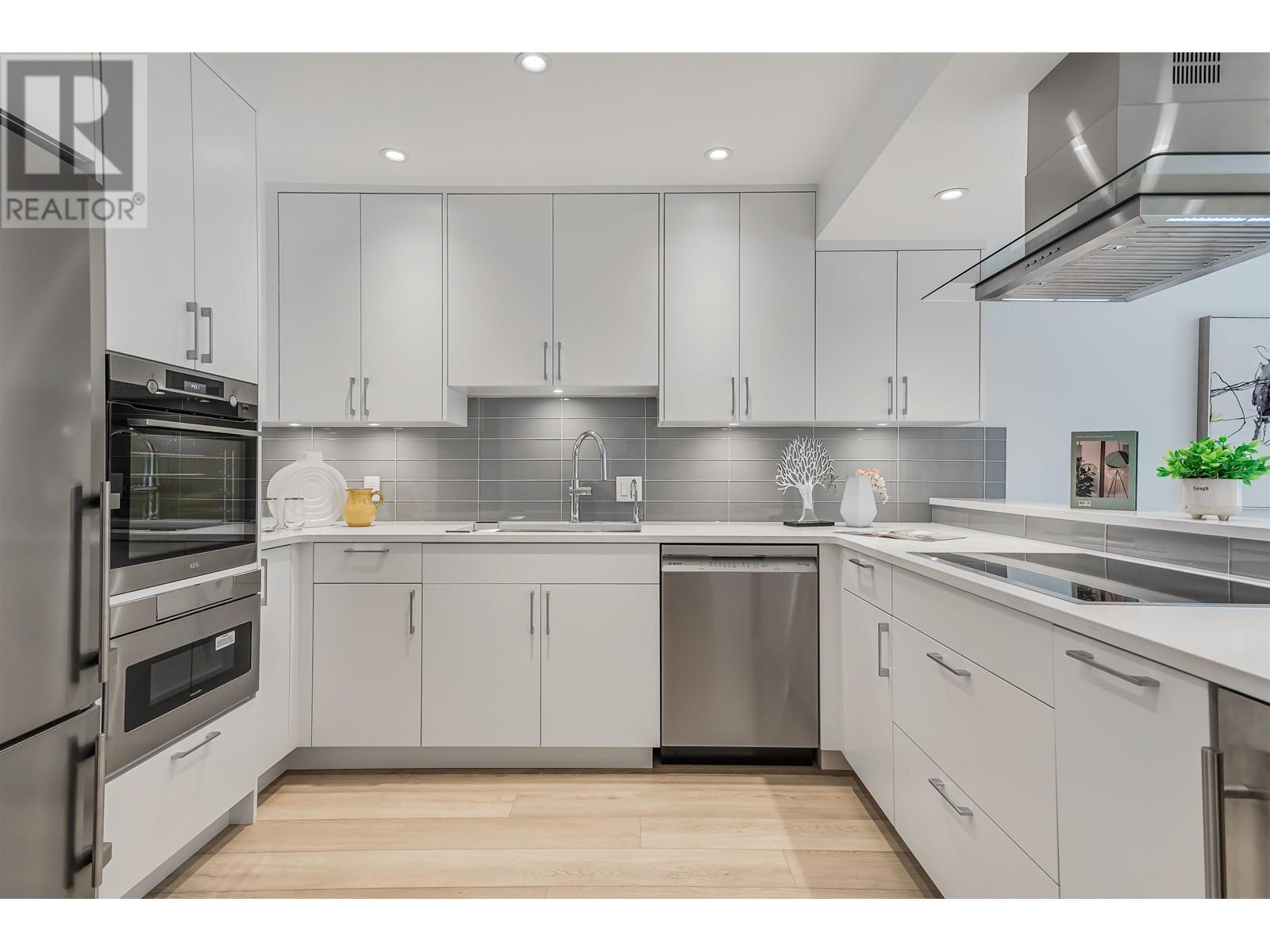 Property at 107 3755 ALBERT STREET image 1