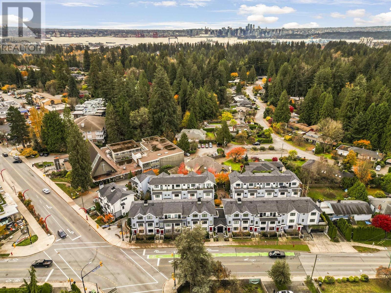 5 1133 Ridgewood Drive, North Vancouver, British Columbia  V7R 0A4 - Photo 1 - R2962818