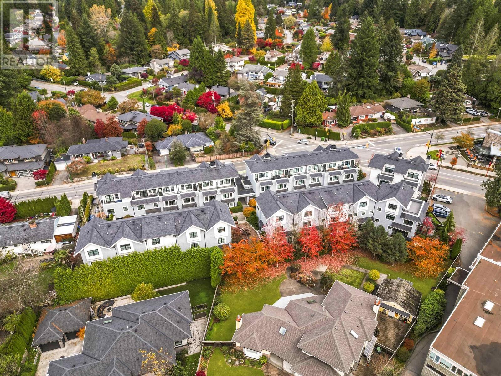 5 1133 Ridgewood Drive, North Vancouver, British Columbia  V7R 0A4 - Photo 3 - R2962818