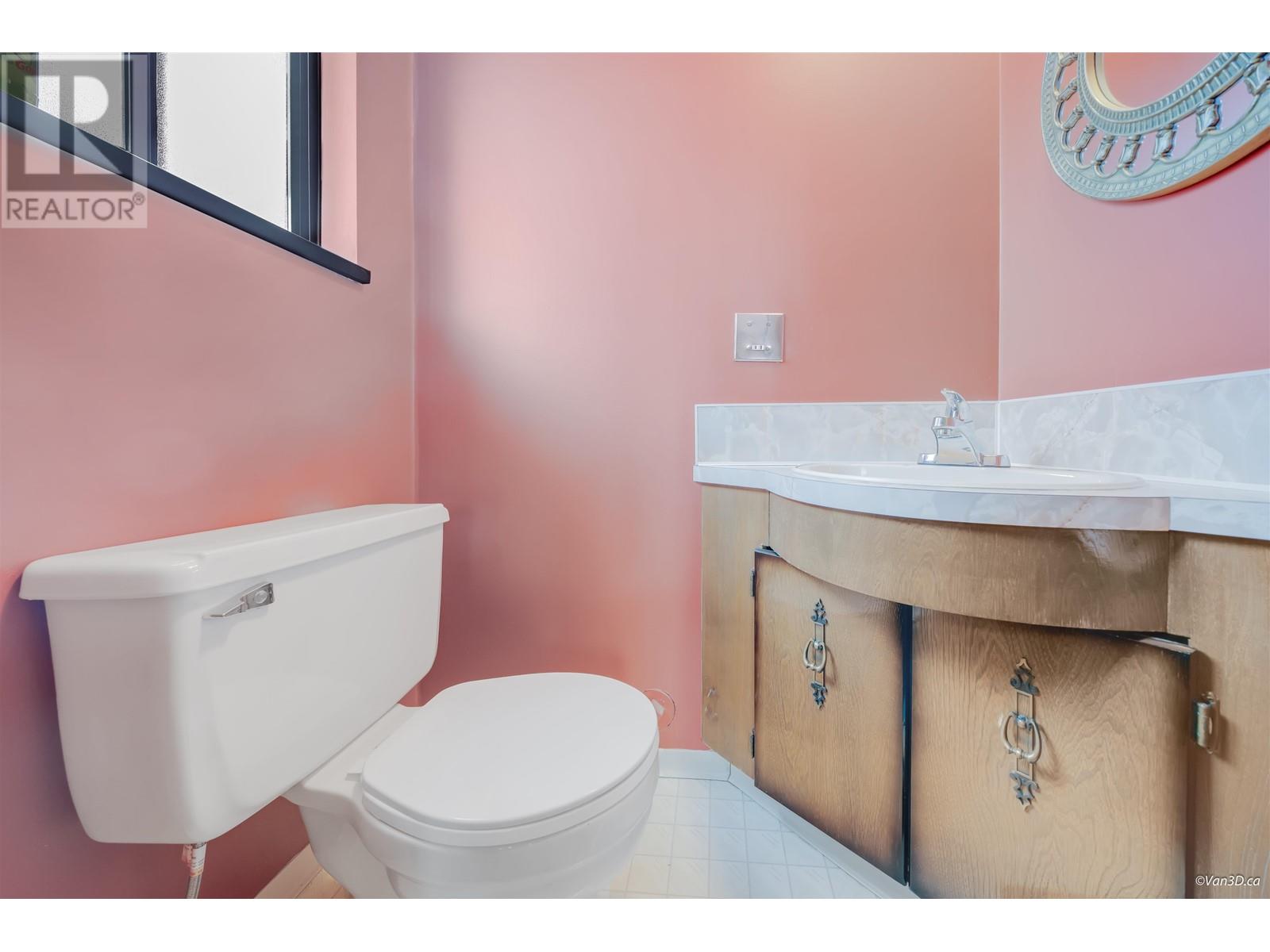 Listing Picture 22 of 40 : 361 E 61ST AVENUE, Vancouver / 溫哥華 - 魯藝地產 Yvonne Lu Group - MLS Medallion Club Member