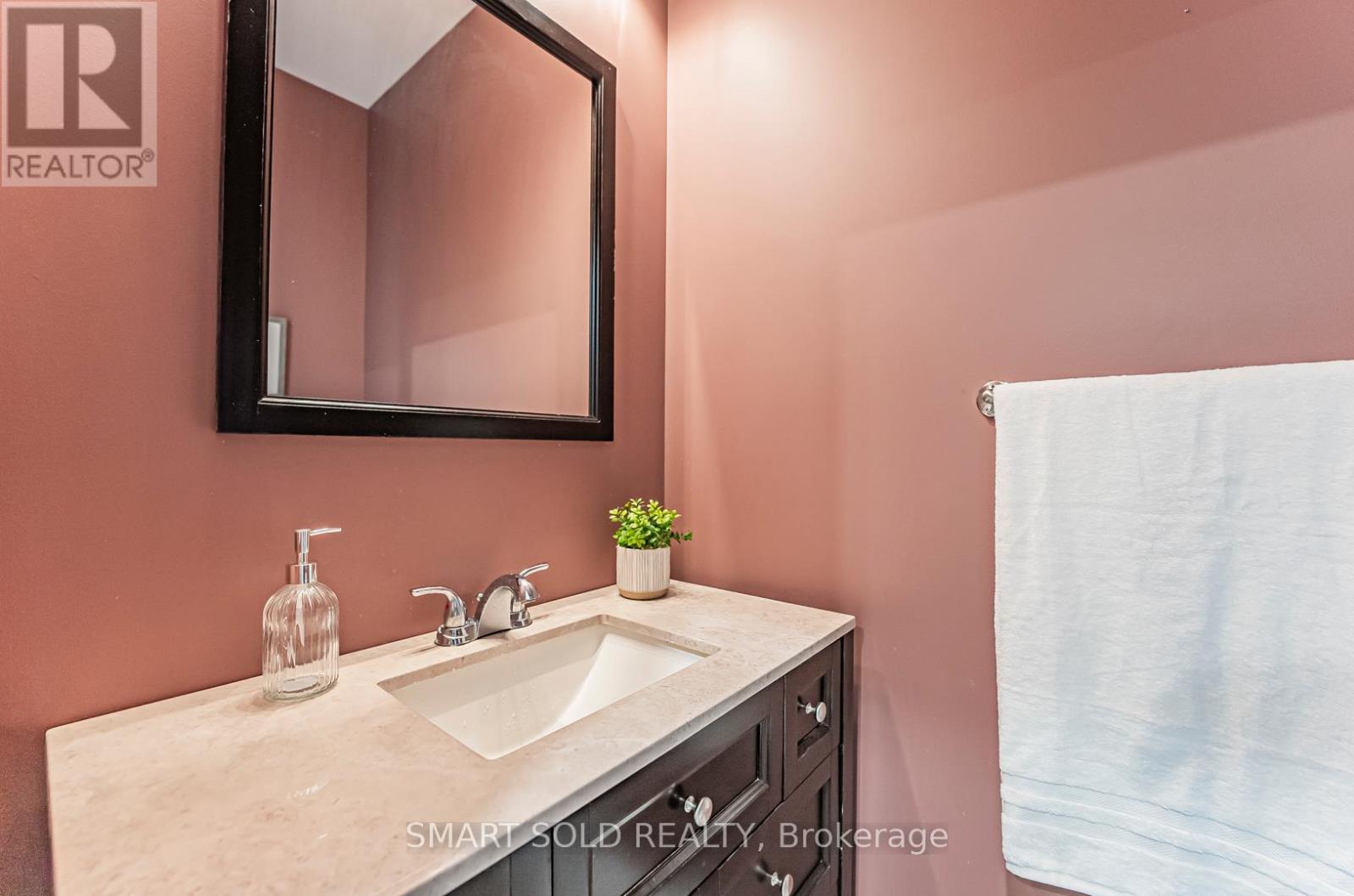 21 Harold Street, Toronto, Ontario  M8Z 3R4 - Photo 14 - W11950754