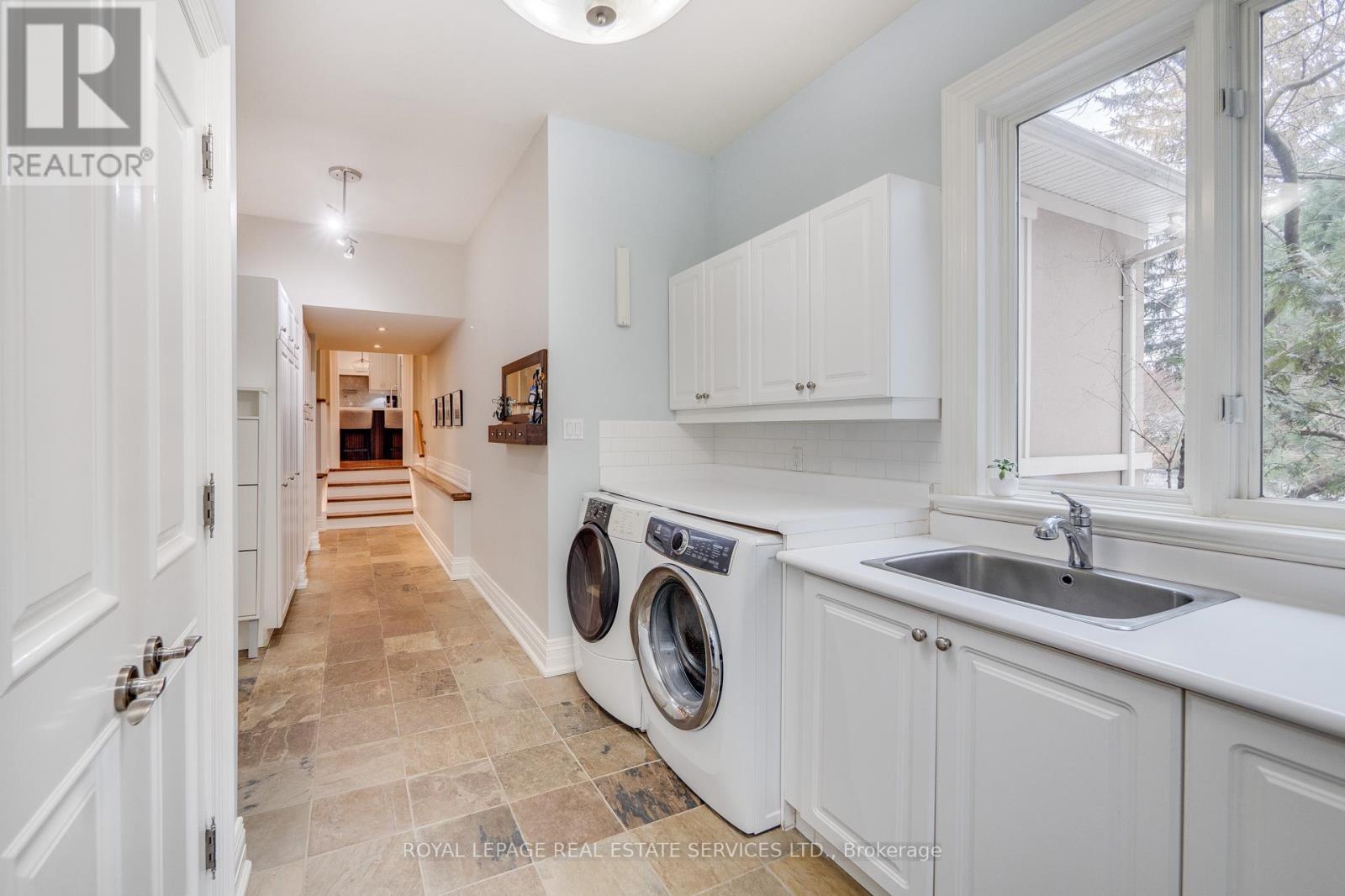 503 Meadow Wood Road, Mississauga, Ontario  L5J 2S4 - Photo 12 - W11950785