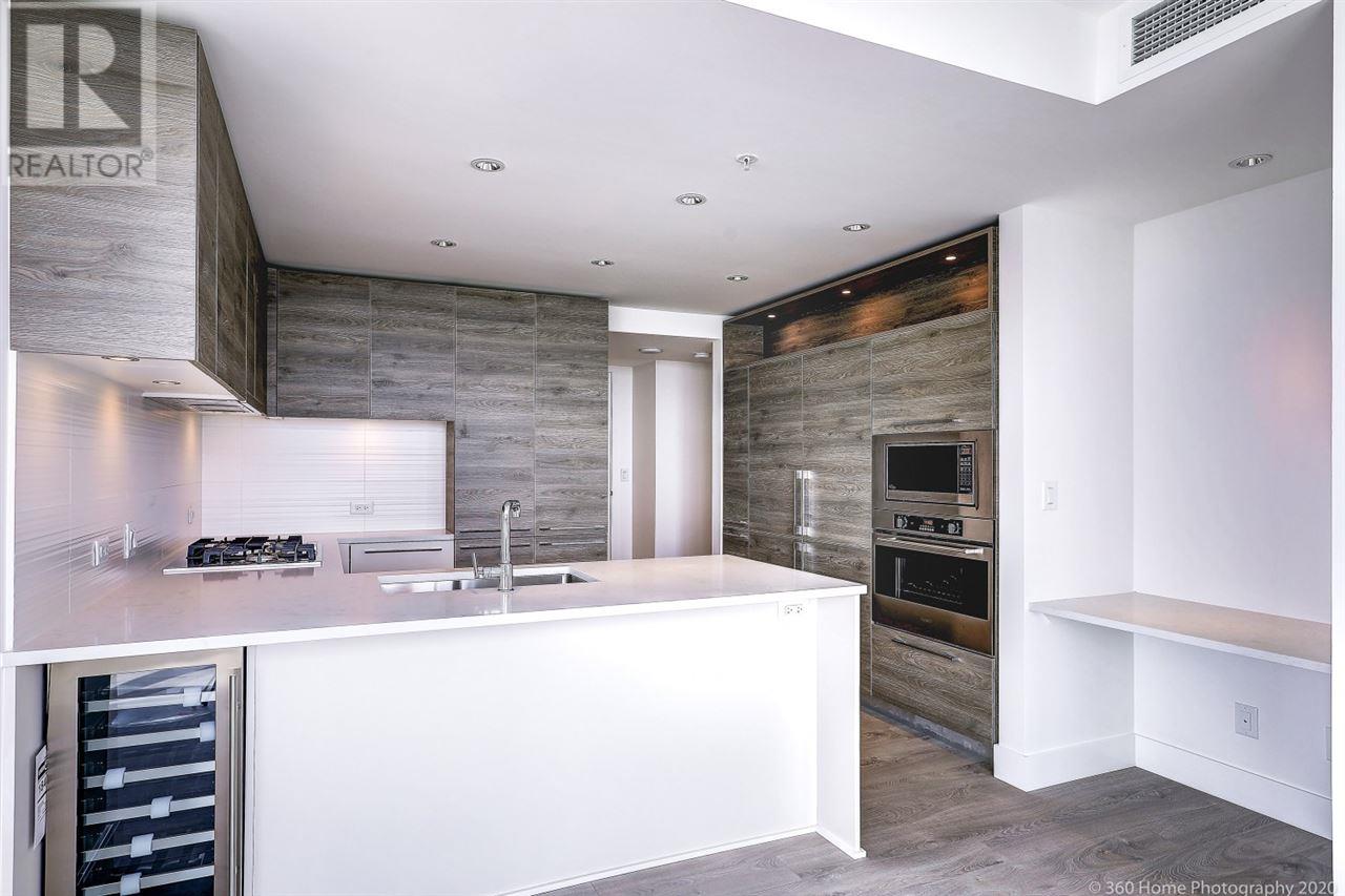 Listing Picture 7 of 31 : 2708 7388 KINGSWAY, Burnaby / 本拿比 - 魯藝地產 Yvonne Lu Group - MLS Medallion Club Member
