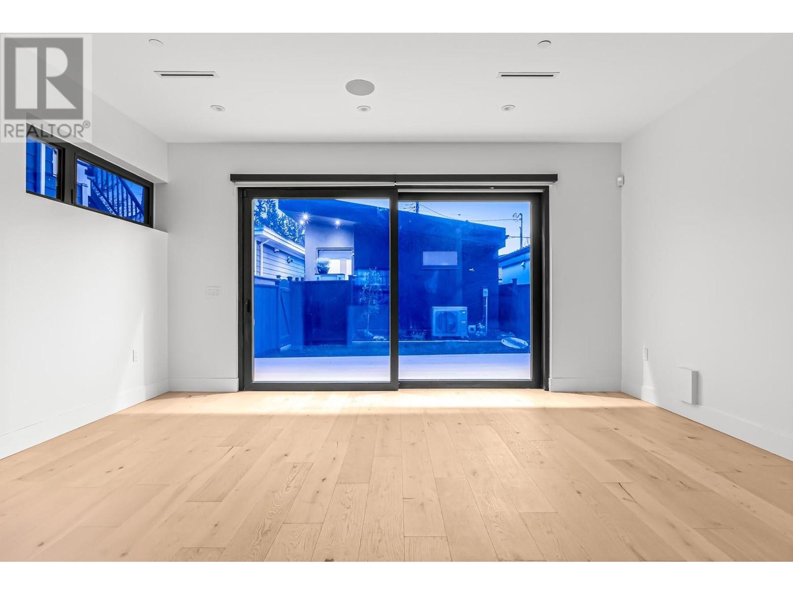 Listing Picture 31 of 40 : 606 E 19TH AVENUE, Vancouver / 溫哥華 - 魯藝地產 Yvonne Lu Group - MLS Medallion Club Member