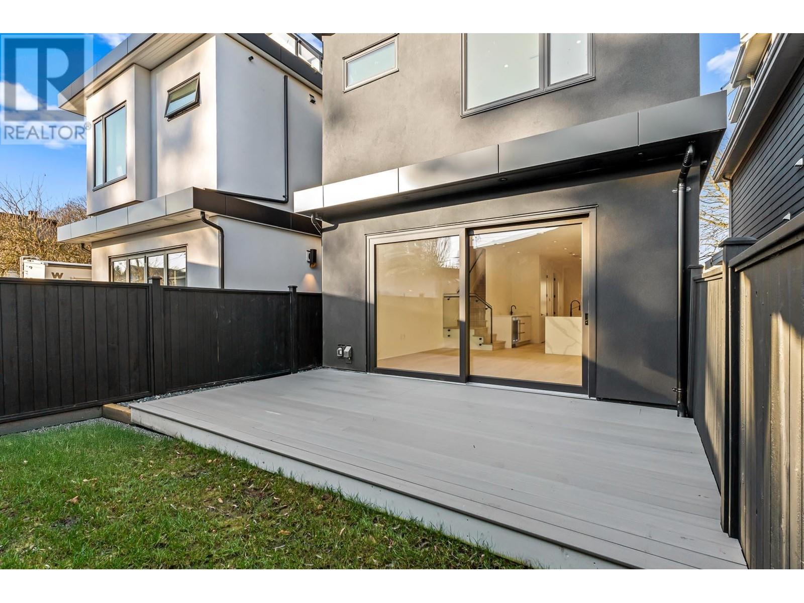 Listing Picture 21 of 40 : 606 E 19TH AVENUE, Vancouver / 溫哥華 - 魯藝地產 Yvonne Lu Group - MLS Medallion Club Member