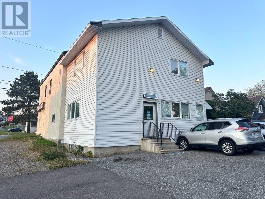 447 Oliver Road, Thunder Bay, Ontario  P7B 2G4 - Photo 47 - TB243101