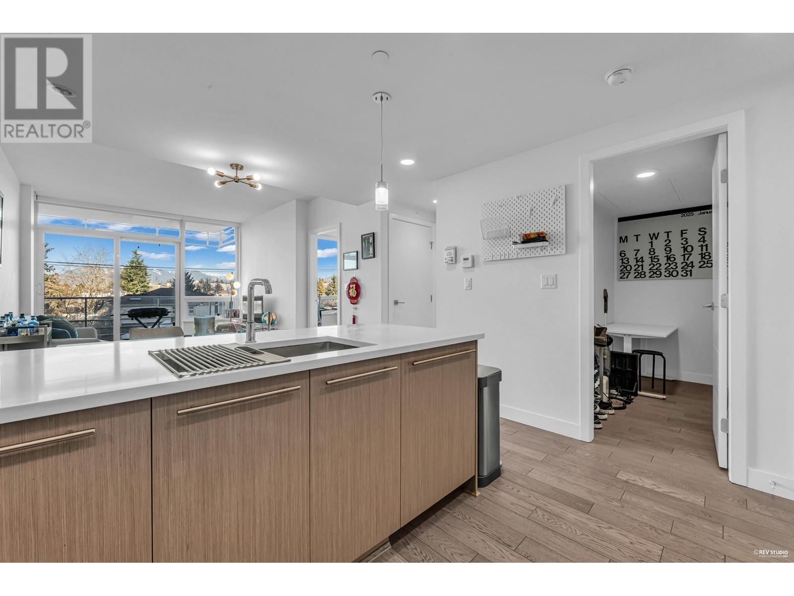 Property at 406 655 W 41ST AVENUE image 4