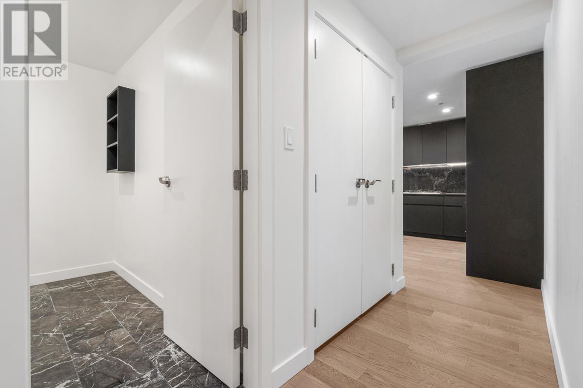 Listing Picture 4 of 22 : 1005 6833 PEARSON WAY, Richmond / 烈治文 - 魯藝地產 Yvonne Lu Group - MLS Medallion Club Member