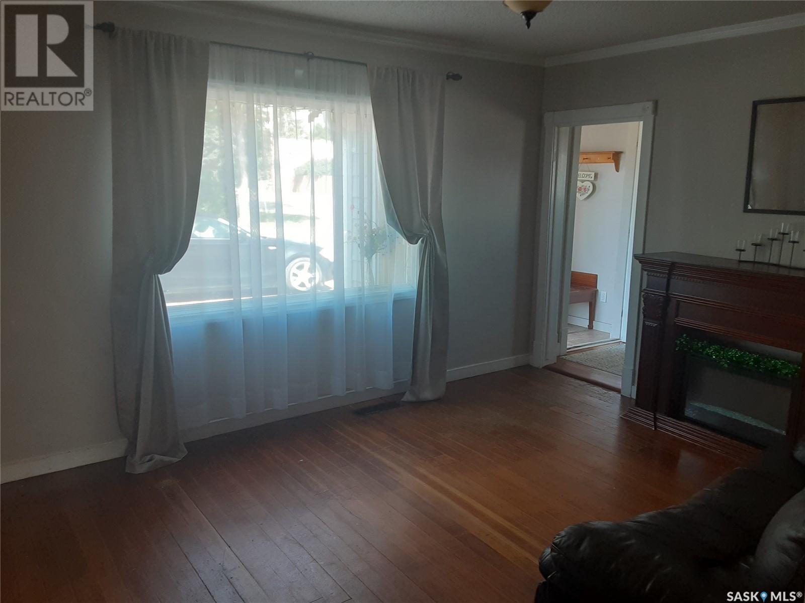 219 Shaw Street, Herbert, Saskatchewan  S0H 2A0 - Photo 8 - SK994095