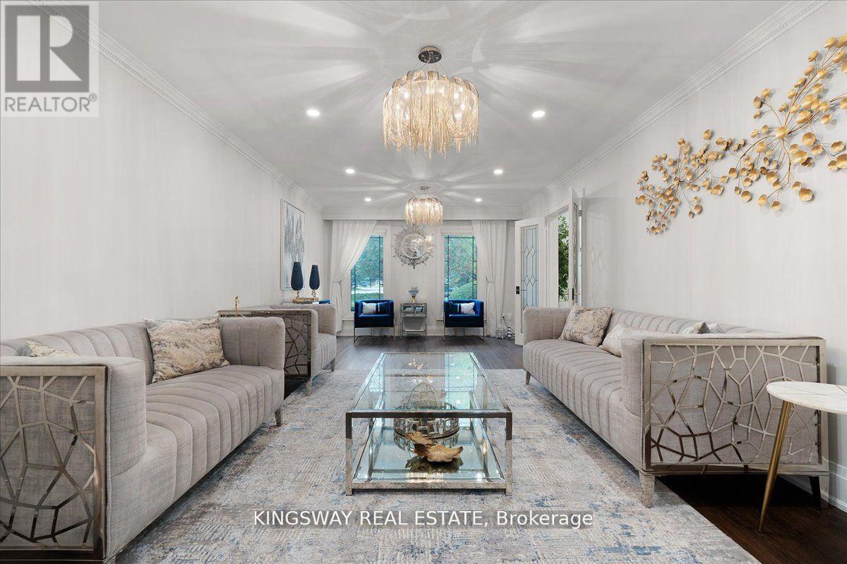 Property at 265 WYCLIFFE AVENUE image 3