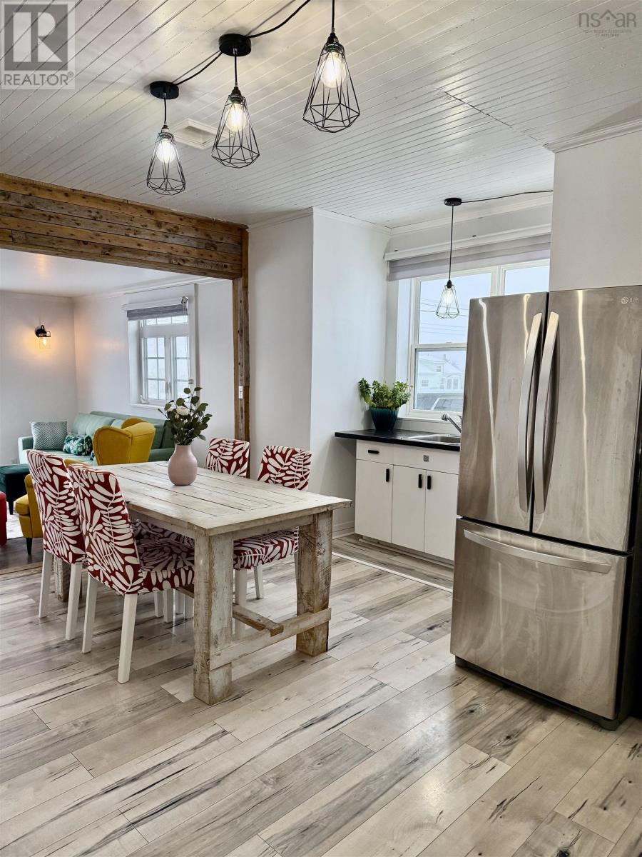 812 Centerville South Side Road, Clark's Harbour, Nova Scotia  B0W 1P0 - Photo 11 - 202502195