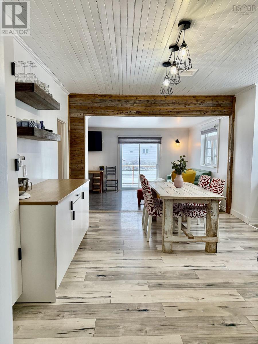 812 Centerville South Side Road, Clark's Harbour, Nova Scotia  B0W 1P0 - Photo 12 - 202502195