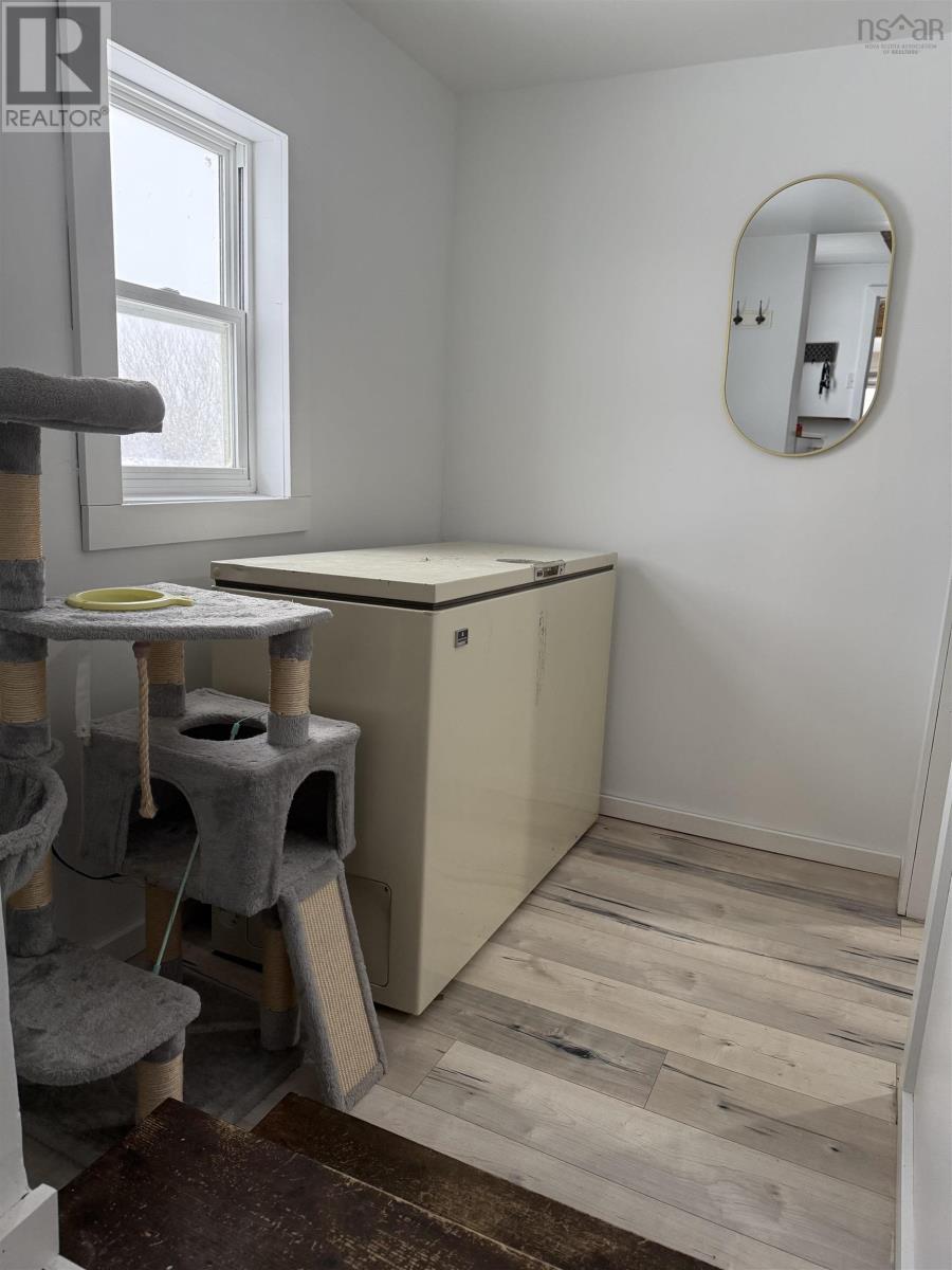 812 Centerville South Side Road, Clark's Harbour, Nova Scotia  B0W 1P0 - Photo 4 - 202502195