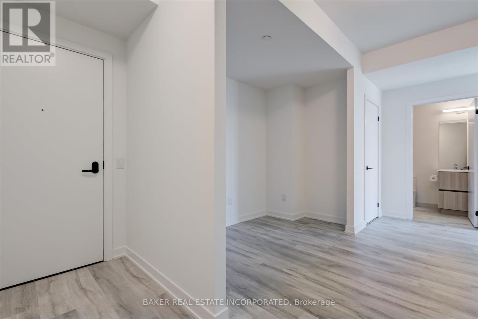 Property at 1105 - 220 MISSINNIHE WAY image 3