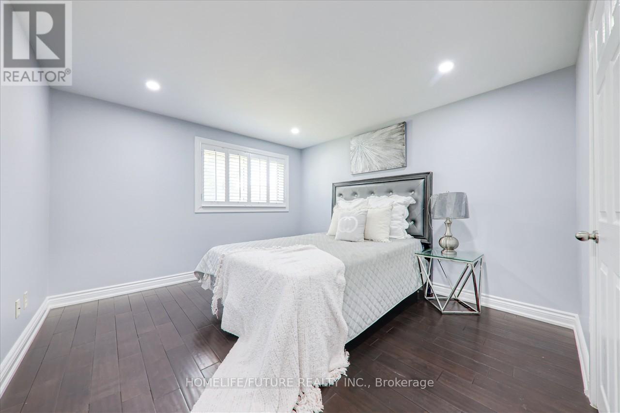 43 Tamarisk Drive, Toronto, Ontario  M9V 1S2 - Photo 20 - W11950982
