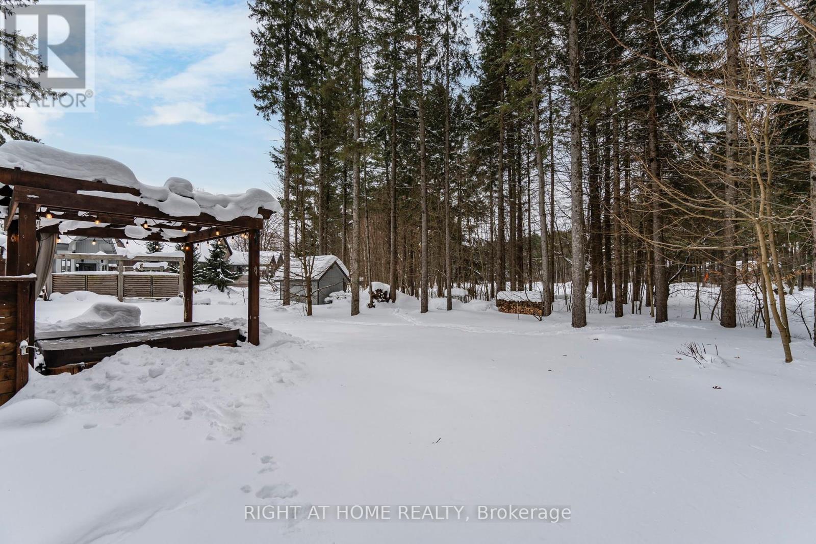 6 Fairway Court, Oro-Medonte, Ontario  L0L 2L0 - Photo 39 - S11953156