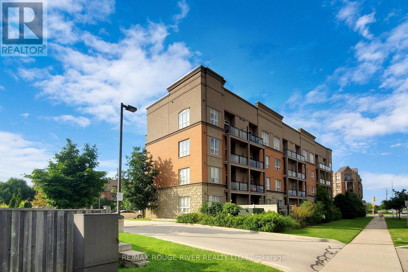 Property at 416 - 5317 UPPER MIDDLE ROAD image 4