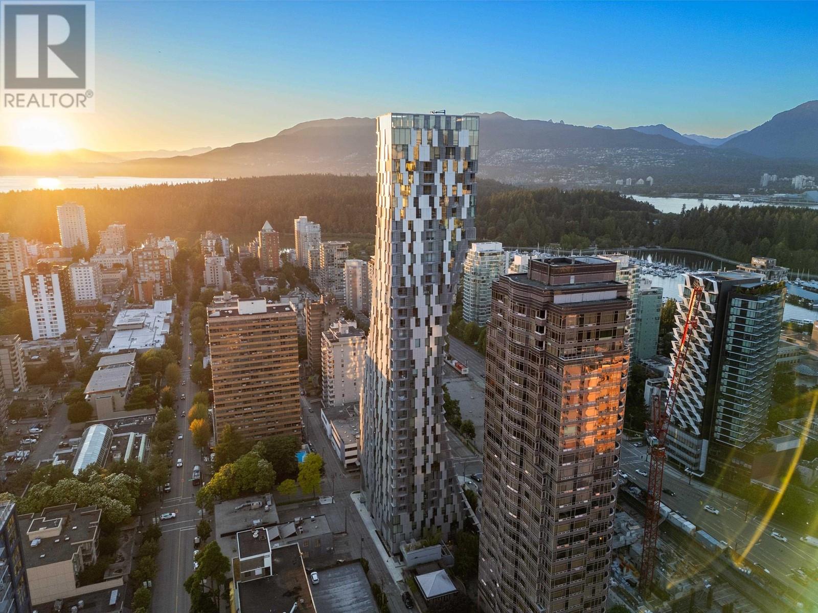 501 1568 ALBERNI STREET, Vancouver, British Columbia