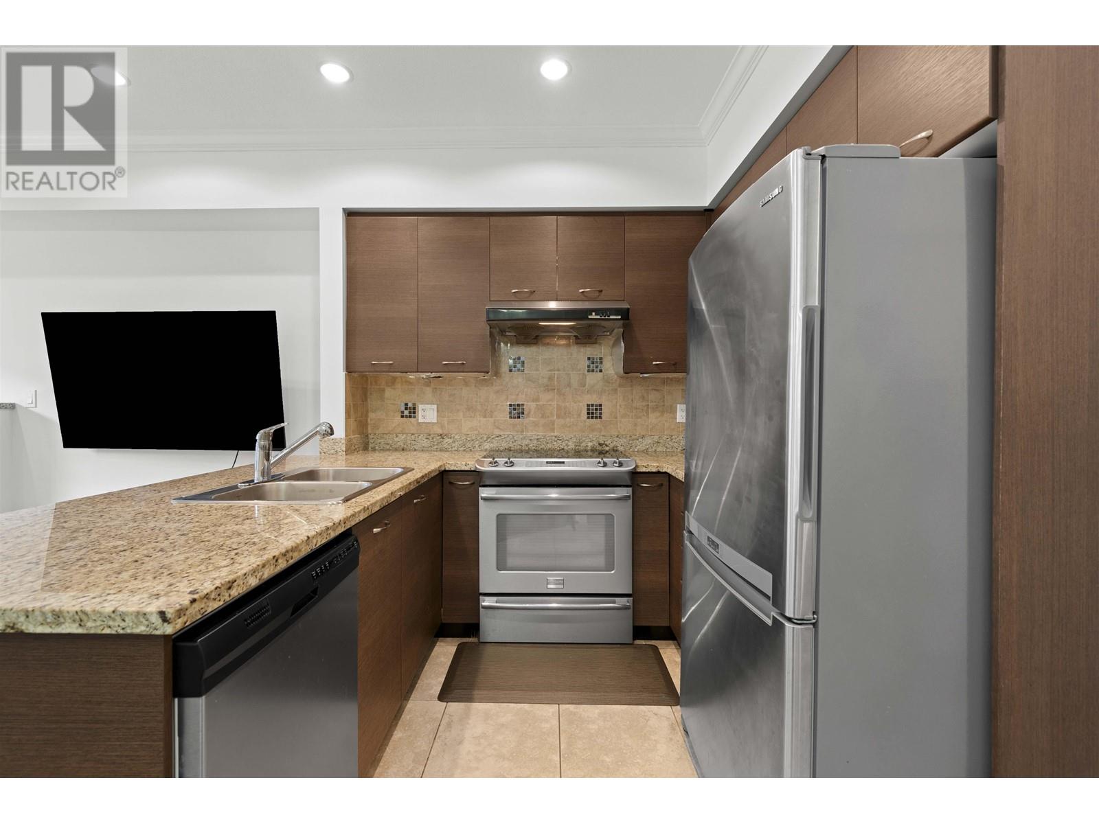 2 5580 MONCTON STREET, Richmond