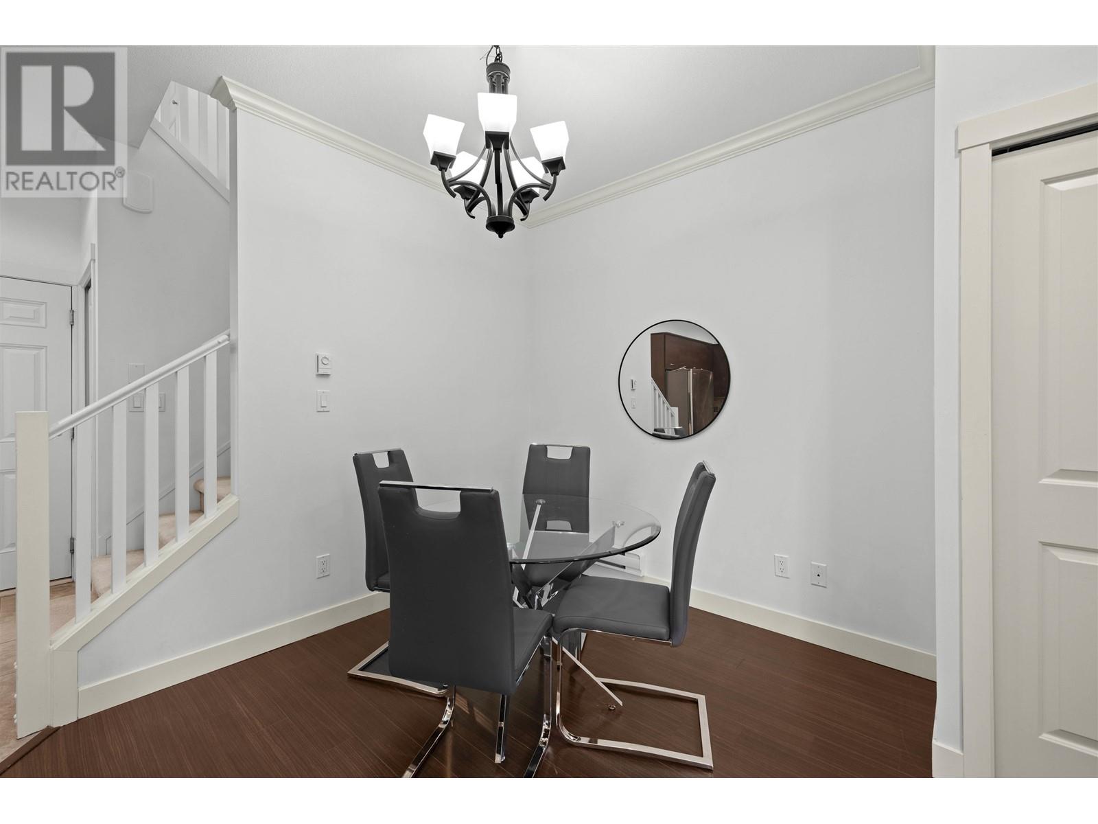 Listing Picture 3 of 14 : 2 5580 MONCTON STREET, Richmond / 烈治文 - 魯藝地產 Yvonne Lu Group - MLS Medallion Club Member