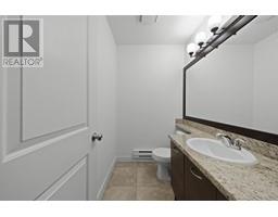 2 5580 MONCTON STREET