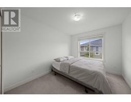 2 5580 MONCTON STREET