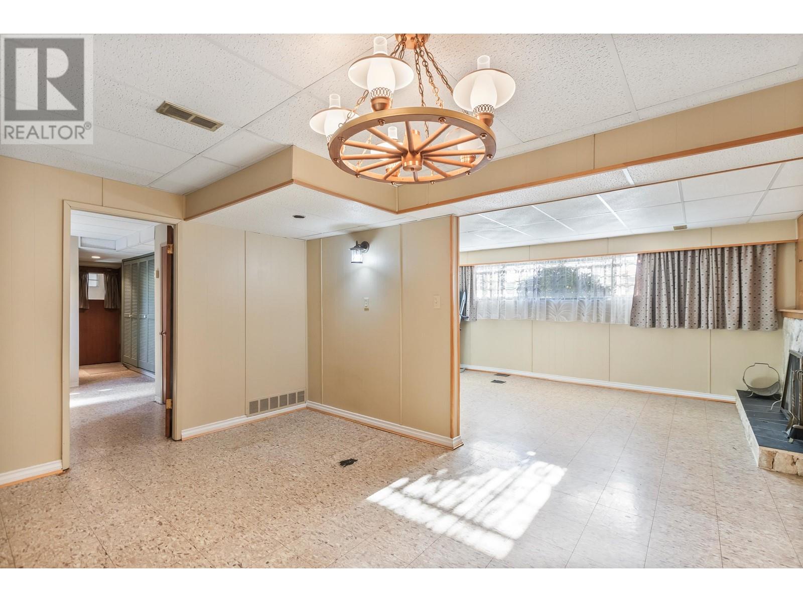 805 Everett Crescent, Burnaby, British Columbia  V5A 2N3 - Photo 25 - R2962844