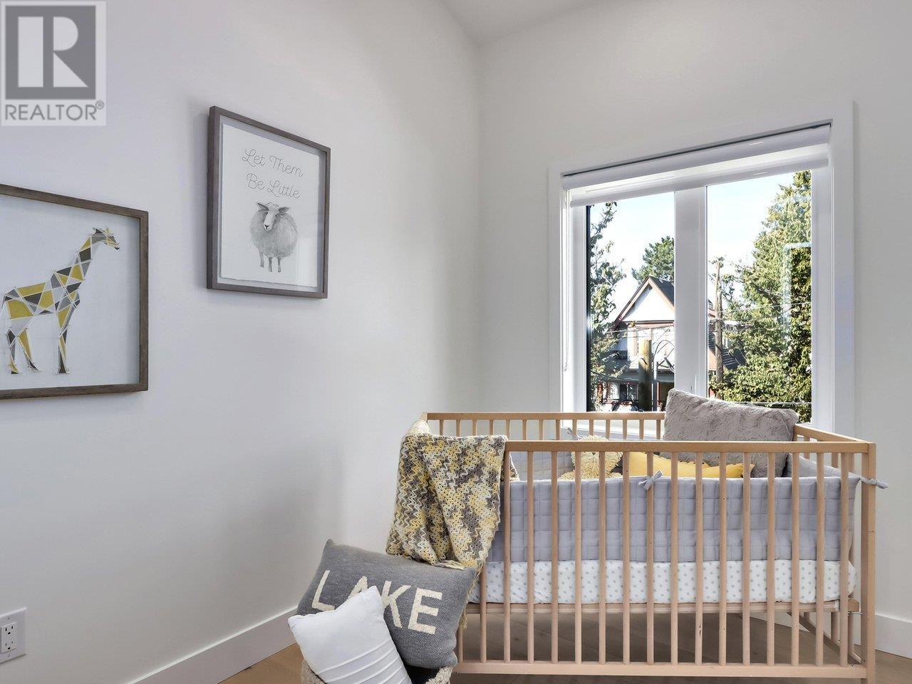 Listing Picture 13 of 30 : 1222 VICTORIA DRIVE, Vancouver / 溫哥華 - 魯藝地產 Yvonne Lu Group - MLS Medallion Club Member