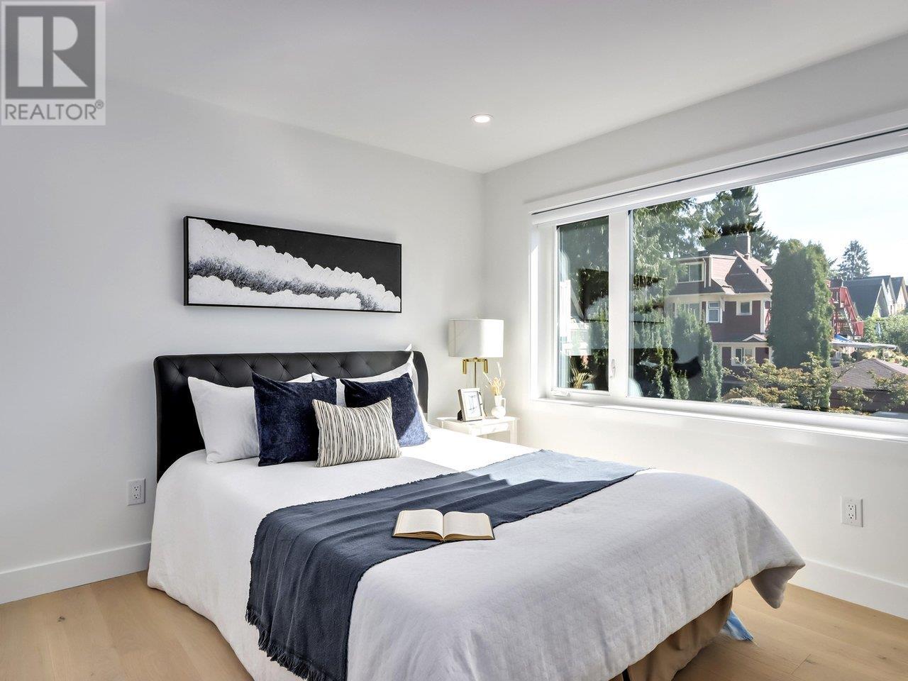 Listing Picture 15 of 30 : 1222 VICTORIA DRIVE, Vancouver / 溫哥華 - 魯藝地產 Yvonne Lu Group - MLS Medallion Club Member