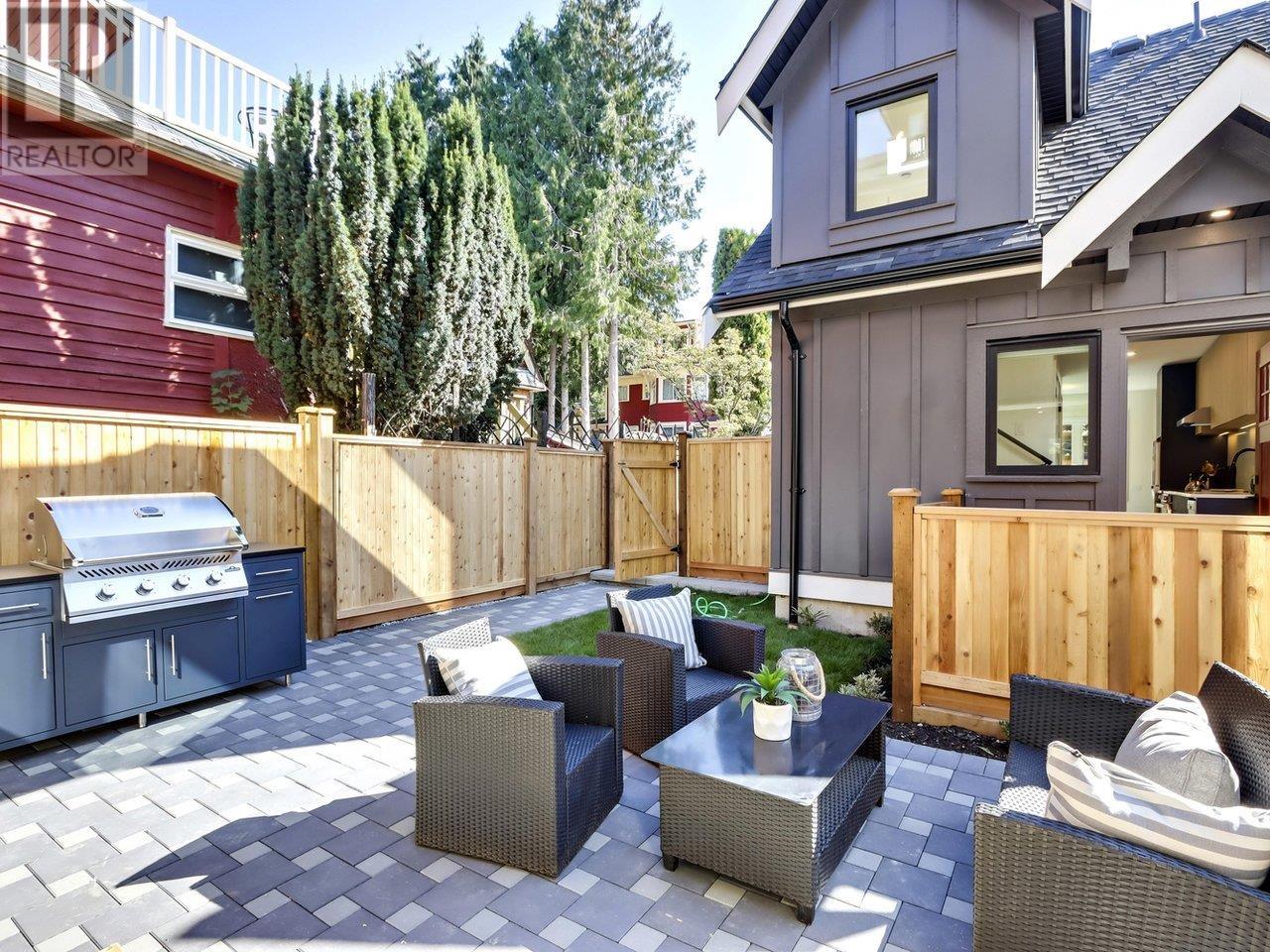 Listing Picture 24 of 30 : 1222 VICTORIA DRIVE, Vancouver / 溫哥華 - 魯藝地產 Yvonne Lu Group - MLS Medallion Club Member