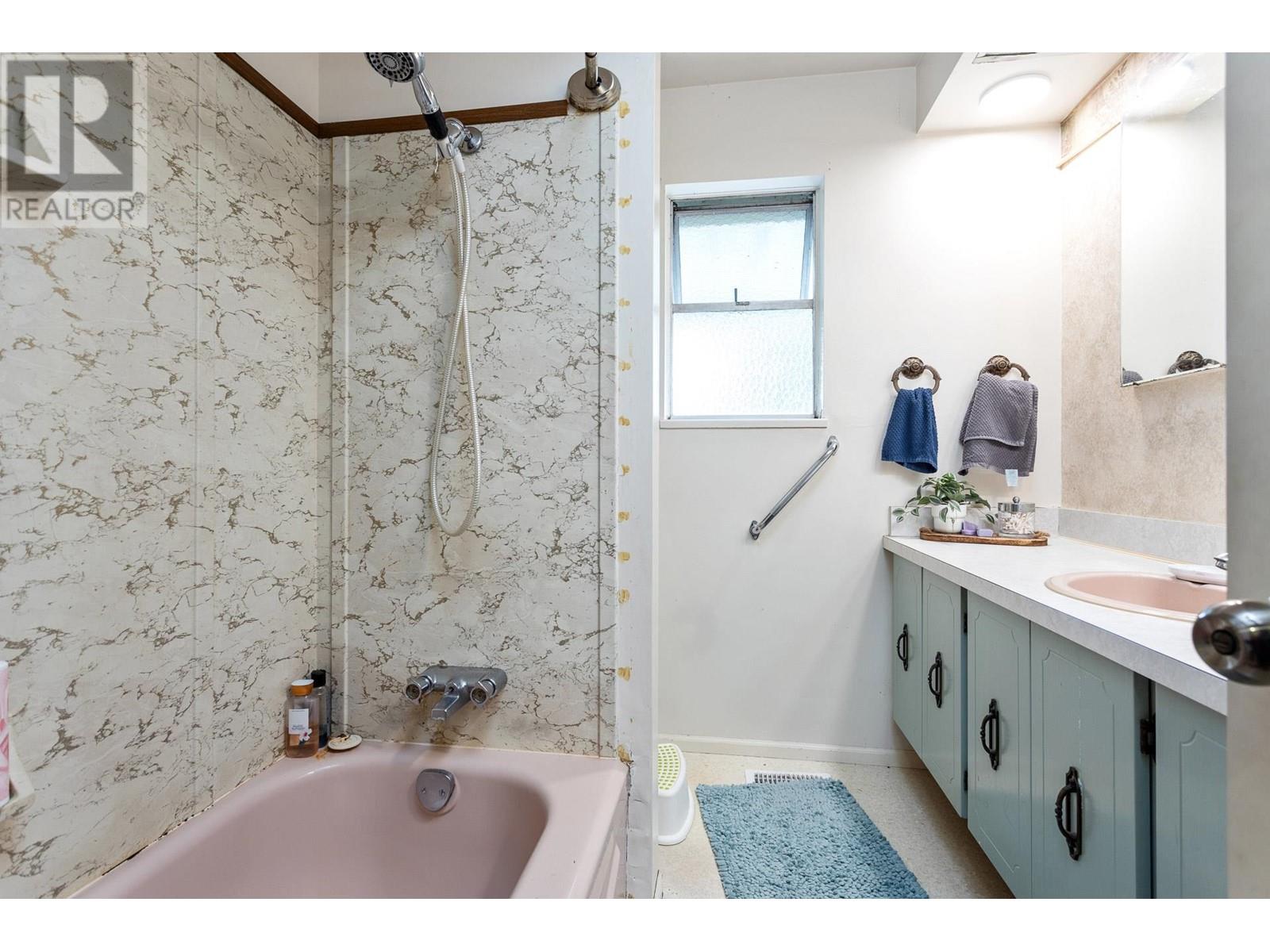 711 Morrison Avenue, Coquitlam, British Columbia  V3J 4H6 - Photo 11 - R2962882