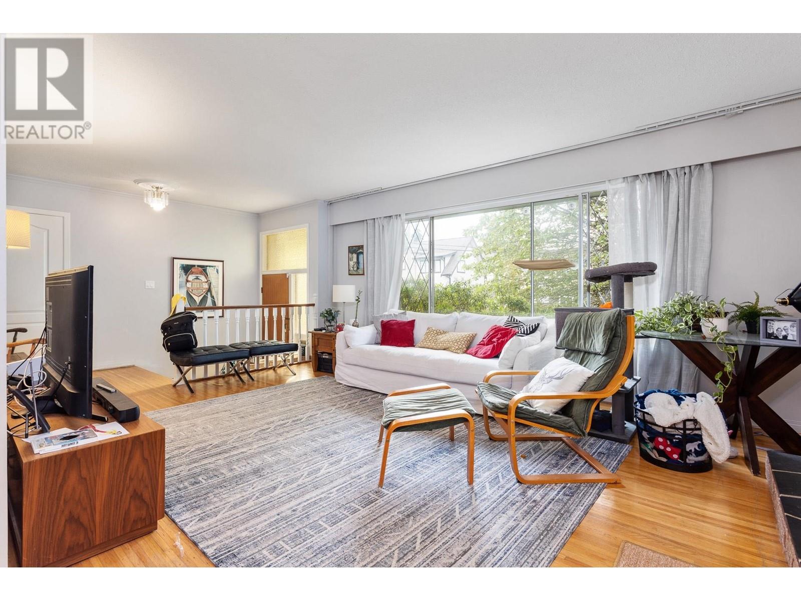 711 Morrison Avenue, Coquitlam, British Columbia  V3J 4H6 - Photo 12 - R2962882
