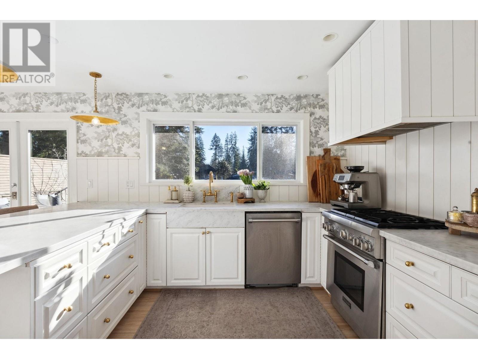 1157 W 23rd Street, North Vancouver, British Columbia  V7P 2H2 - Photo 6 - R2962871