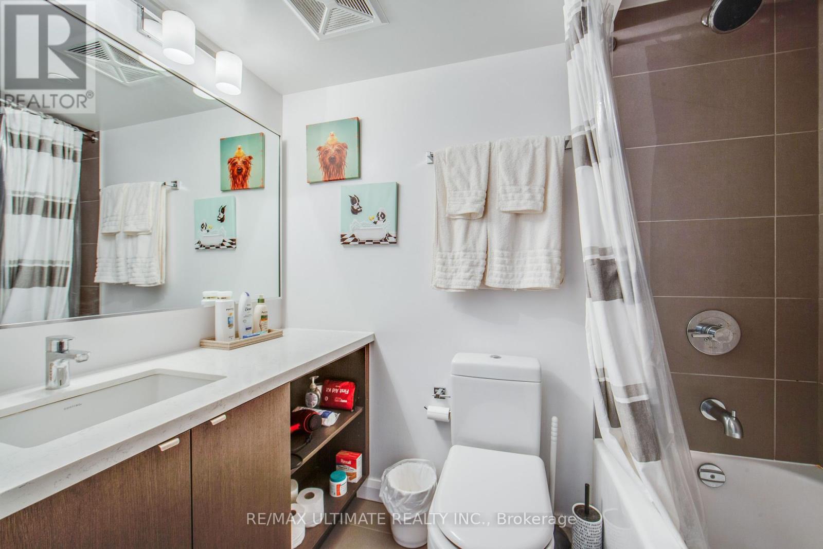 1705 - 155 Yorkville Avenue W, Toronto, Ontario  M5R 1C4 - Photo 10 - C11953667