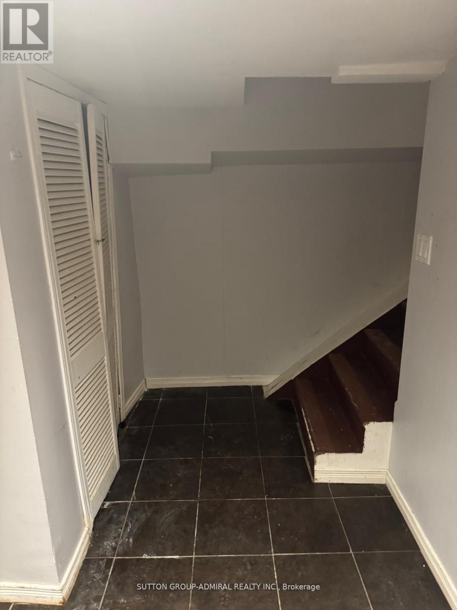 27 Shudell Avenue, Toronto, Ontario  M4J 1C5 - Photo 15 - E11953692