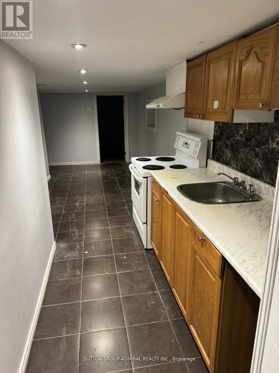 27 Shudell Avenue, Toronto, Ontario  M4J 1C5 - Photo 18 - E11953692