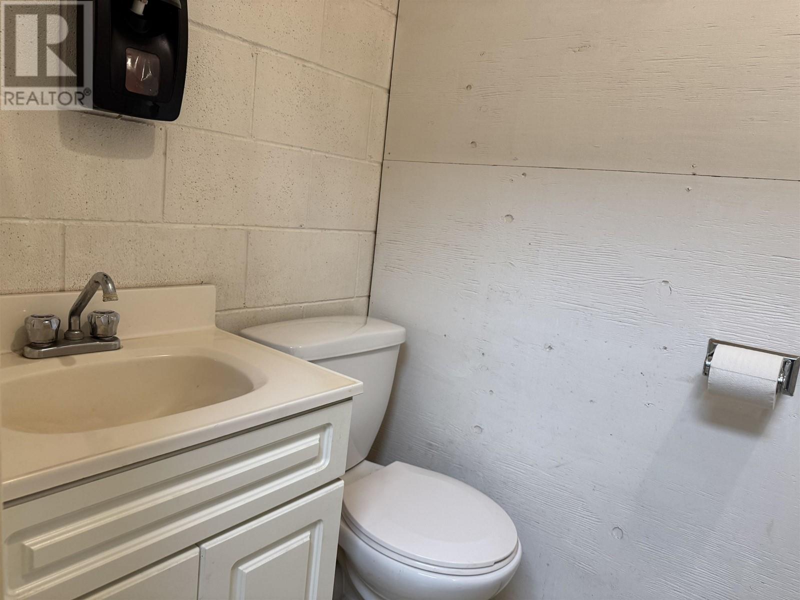 6639 Christensen Road, Williams Lake, British Columbia  V0L 1C0 - Photo 16 - C8066308