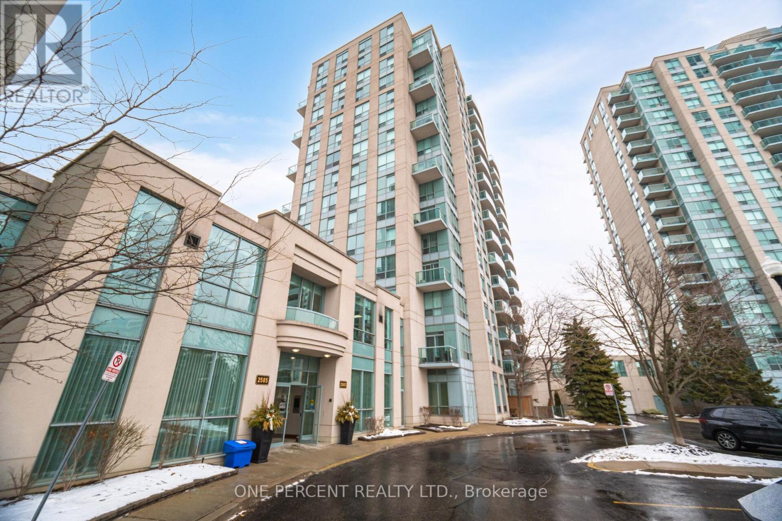 611 - 2565 Erin Centre Boulevard, Mississauga, Ontario  L5M 6Z8 - Photo 1 - W11951449