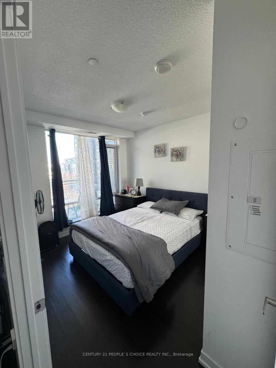 Property at 303 - 2560 EGLINTON AVENUE W image 4