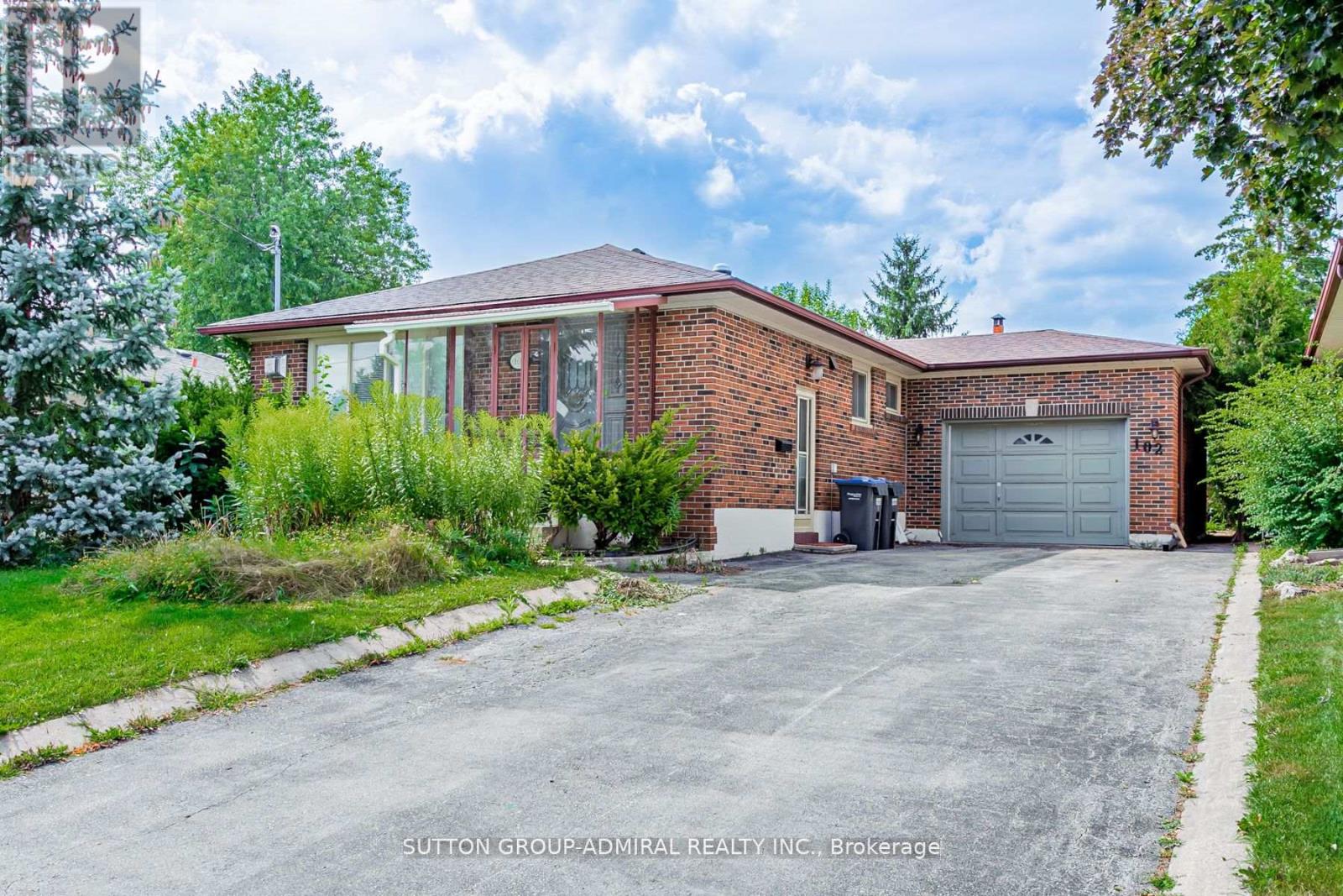 UPPER - 102 CORNWALL ROAD, Brampton, Ontario