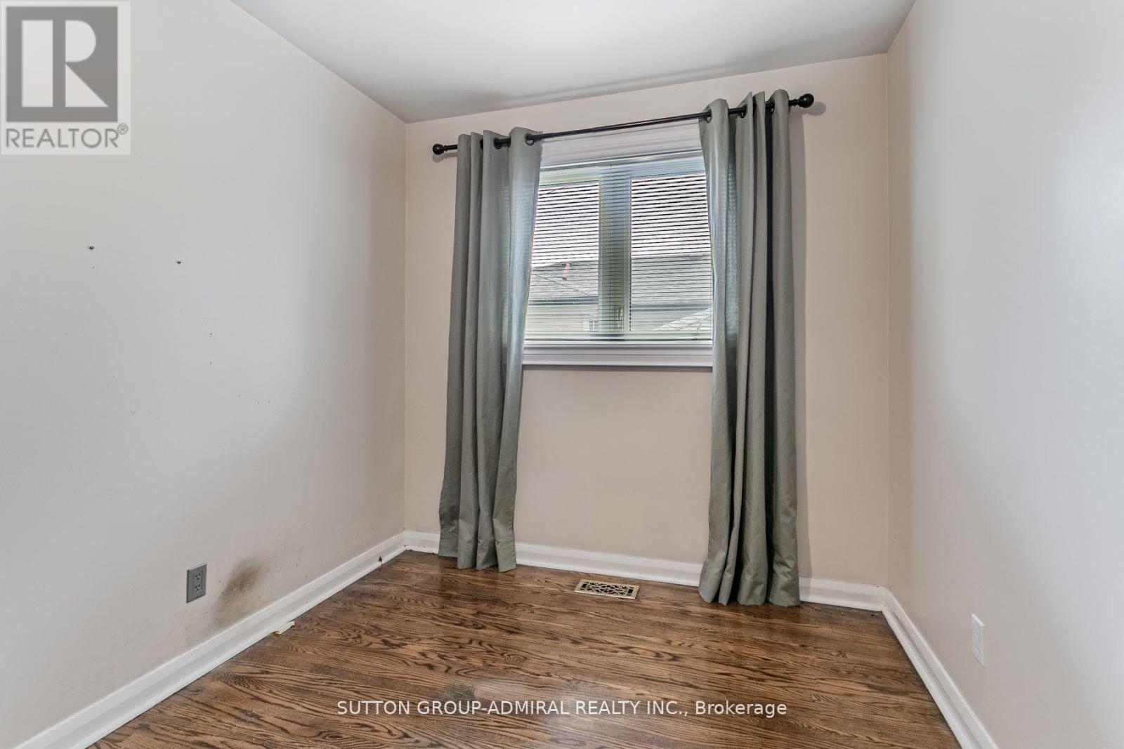 Upper - 102 Cornwall Road, Brampton (Bram East), Ontario  L6W 1N8 - Photo 13 - W11951523