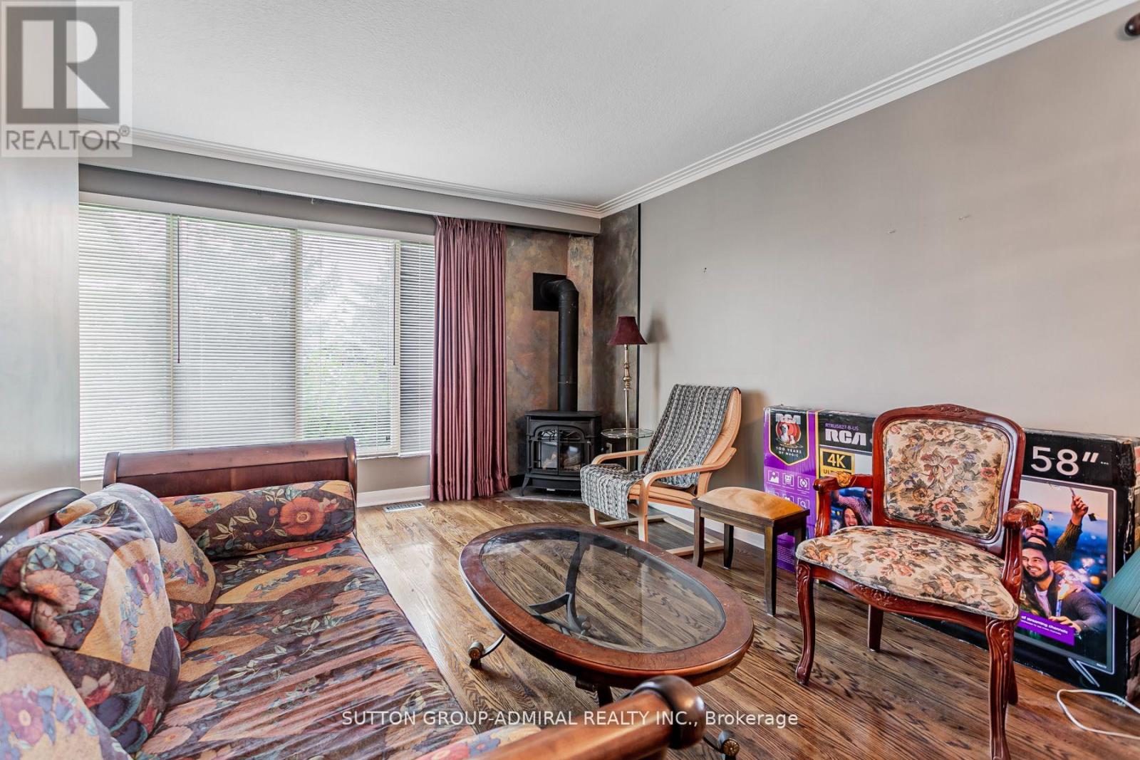 Upper - 102 Cornwall Road, Brampton (Bram East), Ontario  L6W 1N8 - Photo 5 - W11951523