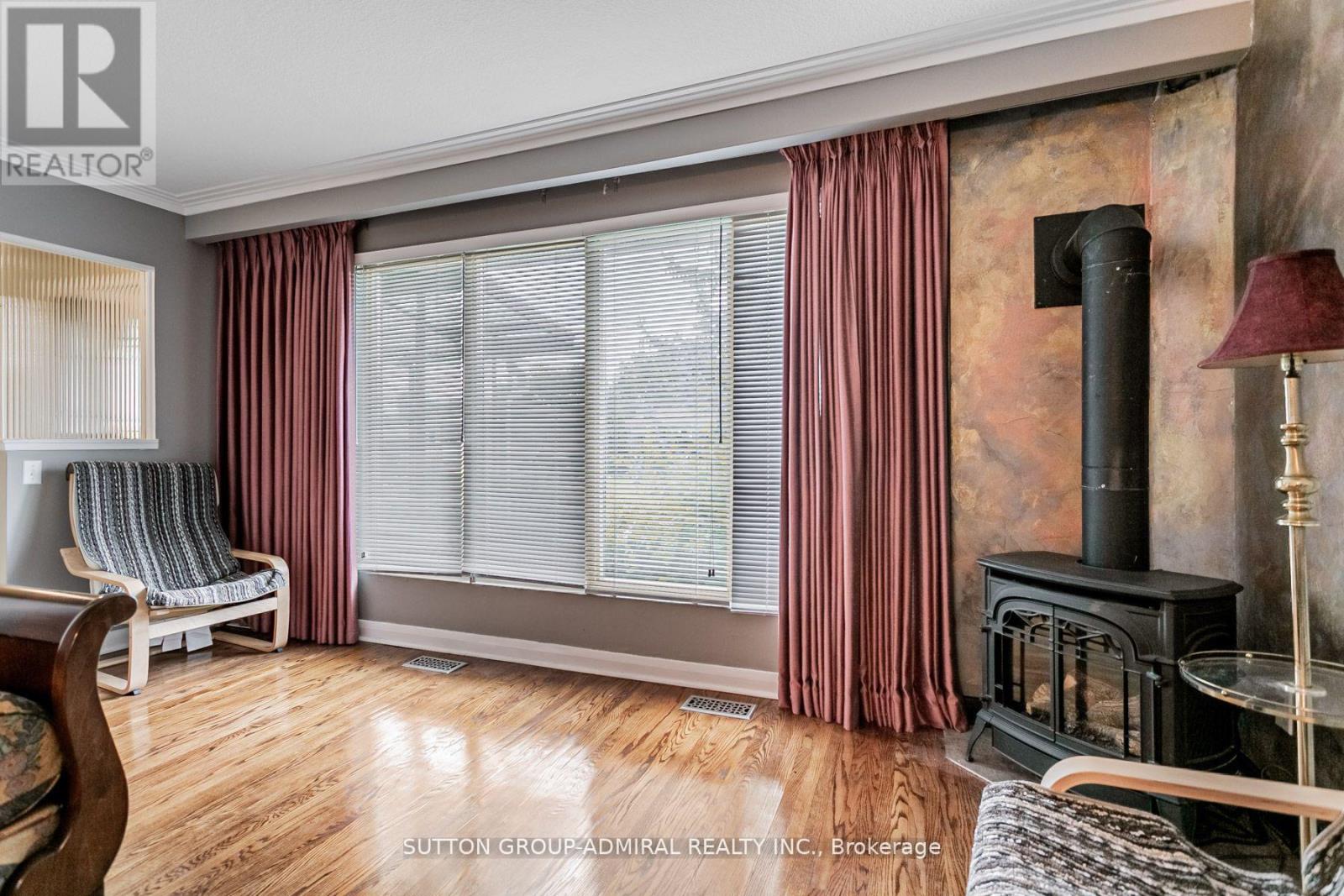 Upper - 102 Cornwall Road, Brampton (Bram East), Ontario  L6W 1N8 - Photo 6 - W11951523