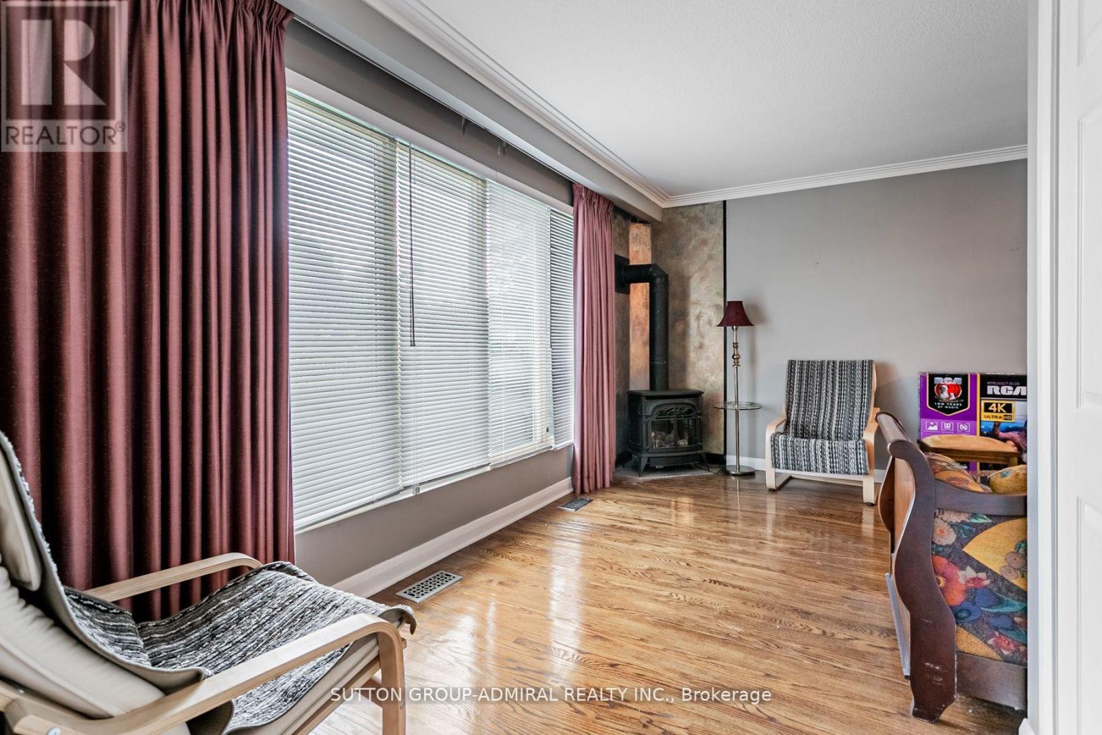 Upper - 102 Cornwall Road, Brampton (Bram East), Ontario  L6W 1N8 - Photo 7 - W11951523