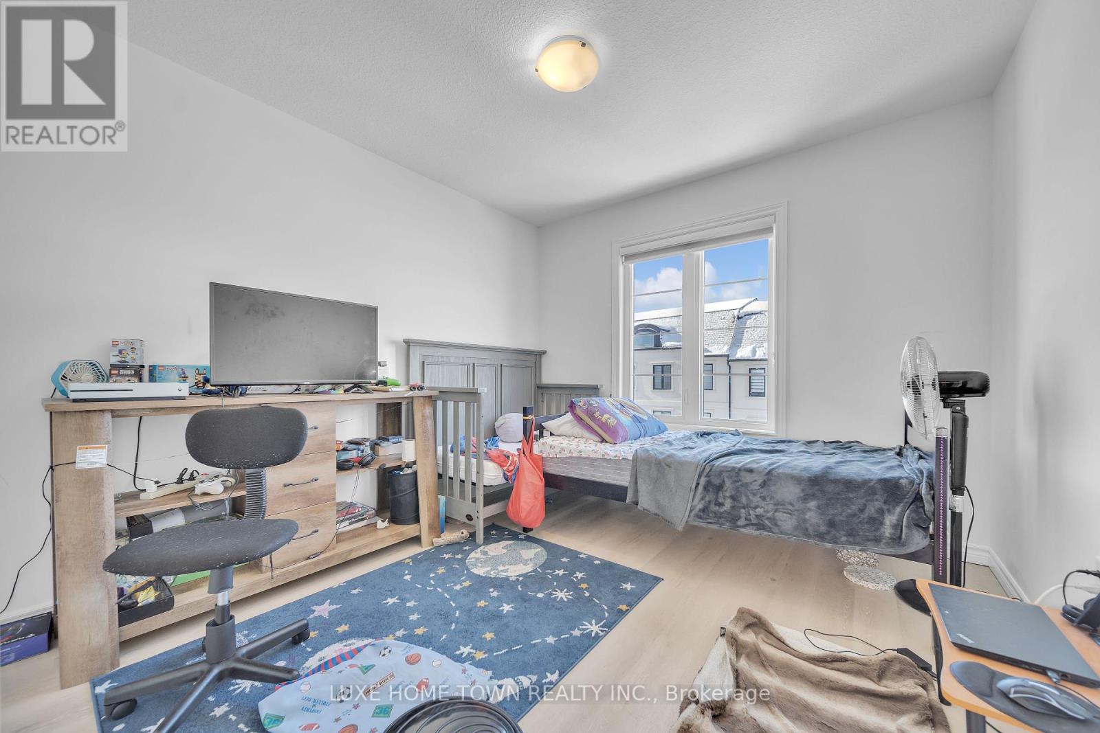 Photo 11 of 36 for 28 - 2545 Meadowlands Way