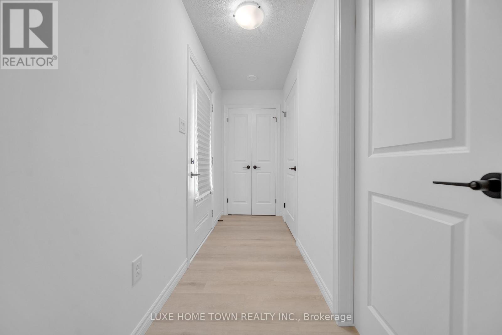 Photo 5 of 36 for 28 - 2545 Meadowlands Way